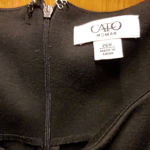 Dress - Picture 2 of 2